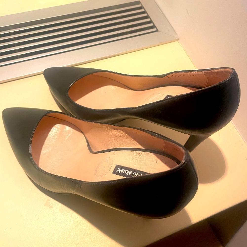 Armani black leather shoes -like new